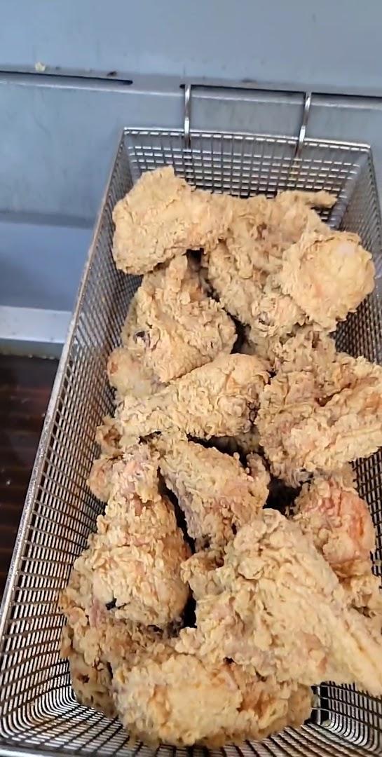 BABA's Buffalo FAMOUS Crispy Chicken and Lemonade